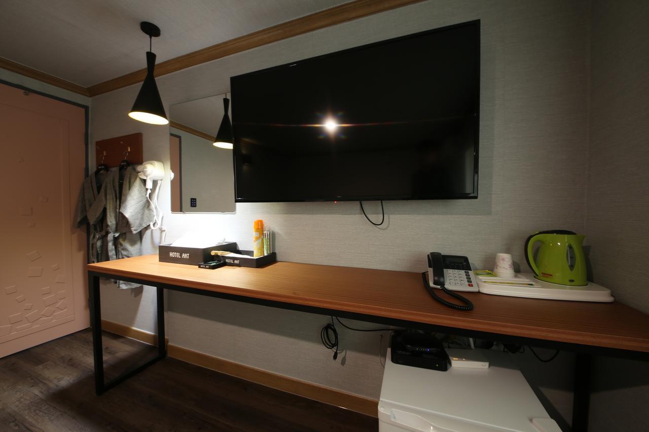Art Hotel Gumi Eksteriør billede