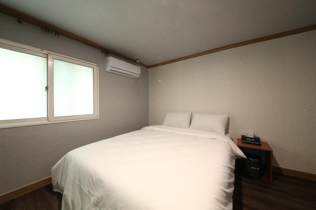 Art Hotel Gumi Eksteriør billede